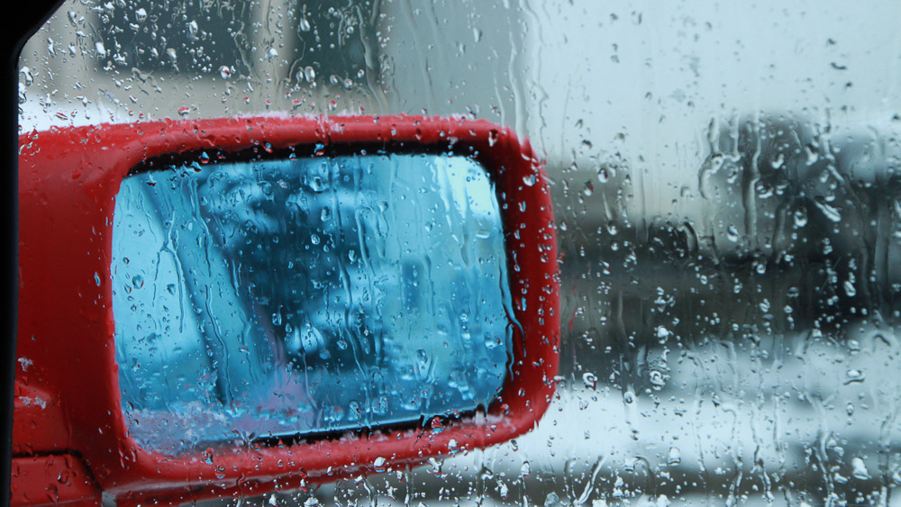 car-window-wet.jpg